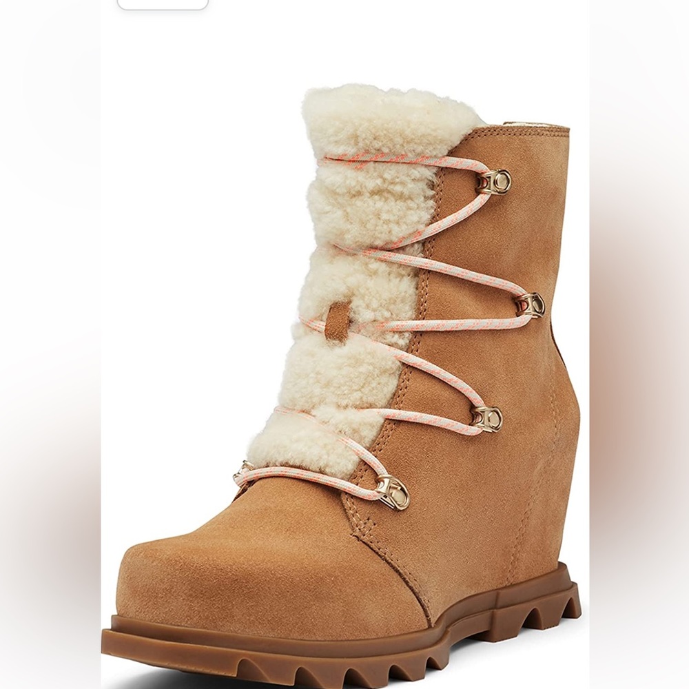 SOREL Women's Joan of Artic Wedge III Lace Cozy Boots Tan Beige Suede Size 8.5